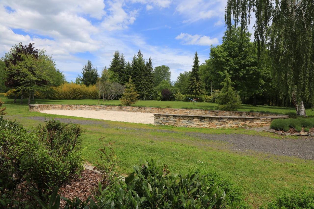 Hostellerie La Bruyere Chalvignac Exterior photo